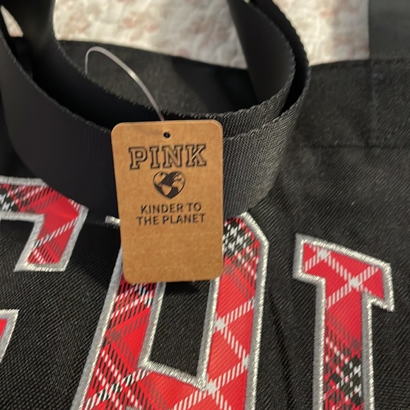 PINK Victoria’s Secret Love Pink Tote - Picture 2 of 3